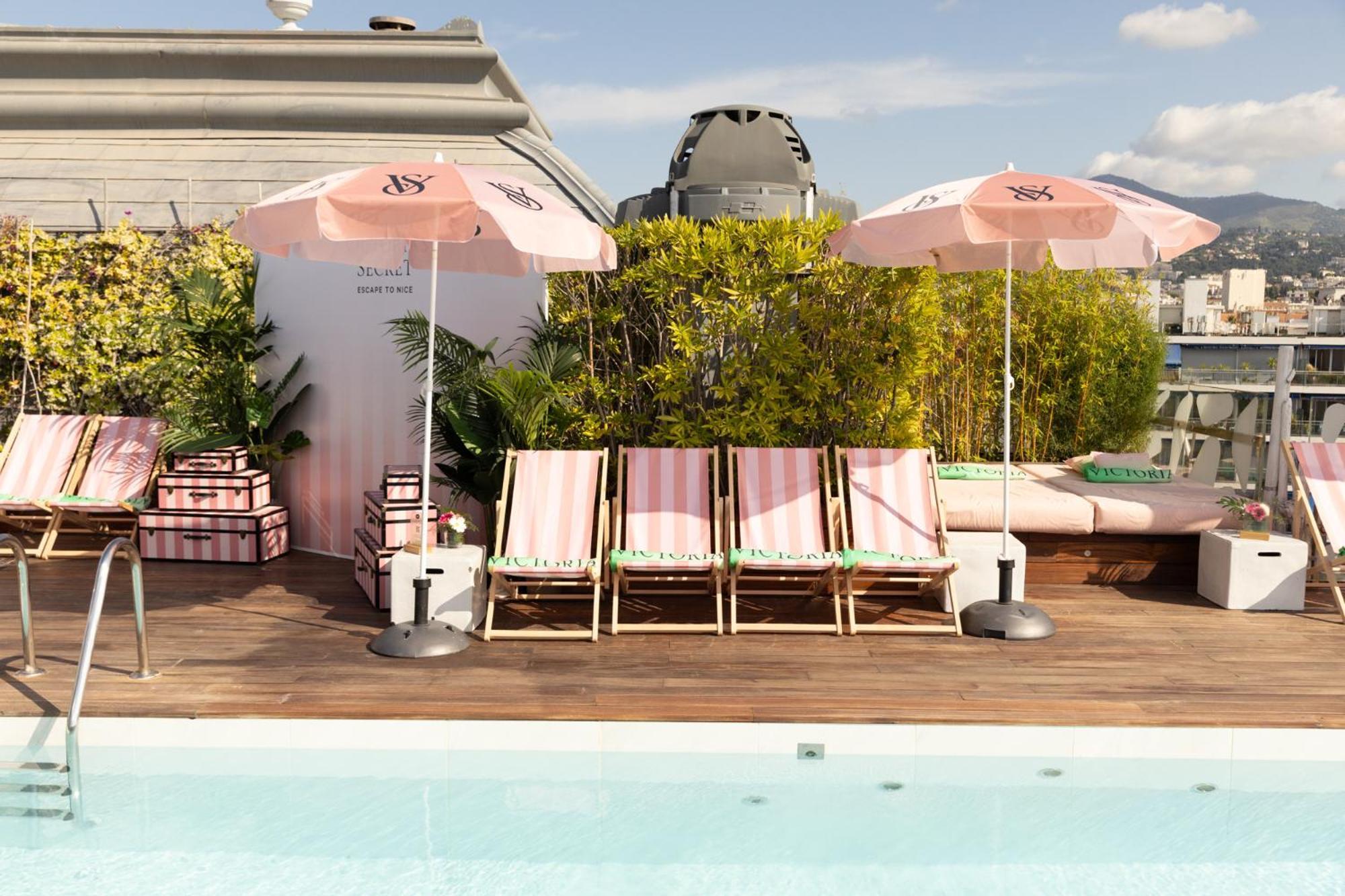 Boscolo Nice Hotel & Spa Exterior foto The rooftop pool at the Hotel 57